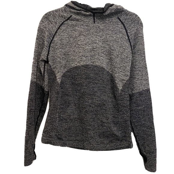 Fabletics Avaline Seamless Long-Sleeve Hoodie - Picture 4 of 7